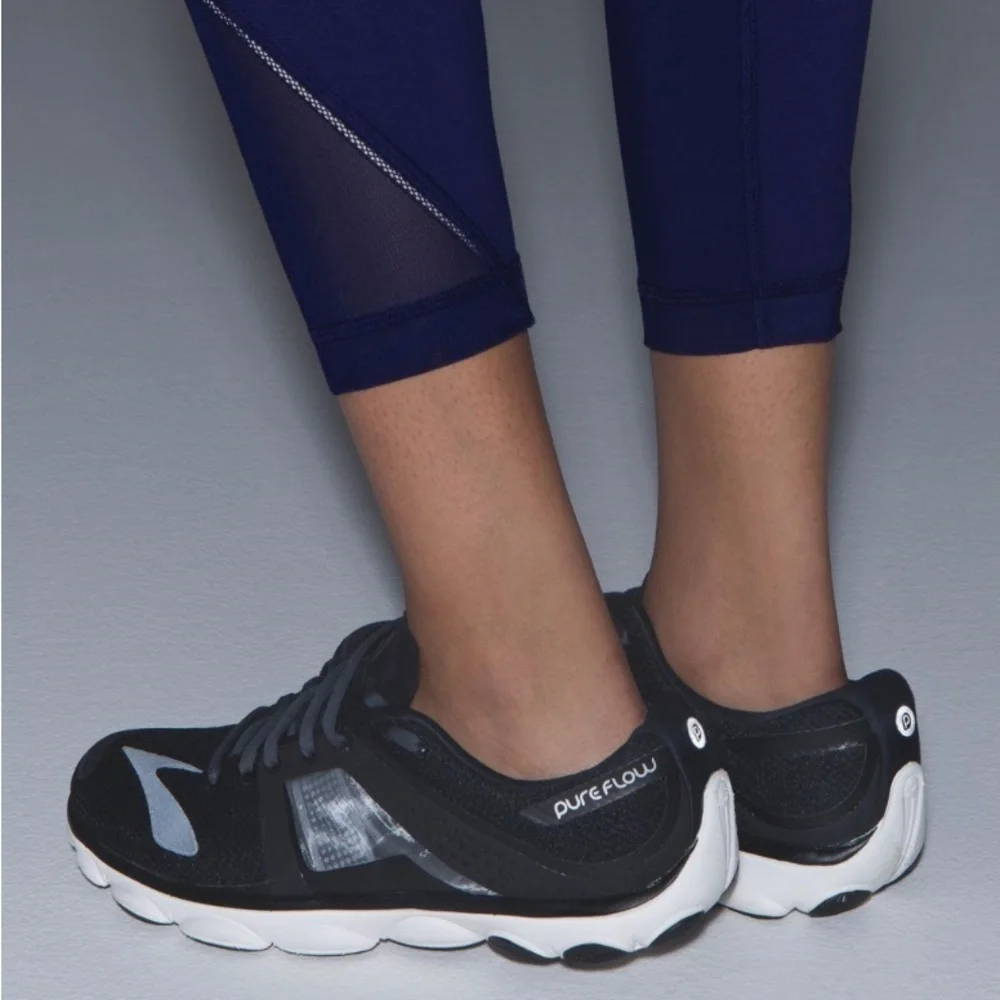 NWT Lululemon Inspire Tight II Hero Blue Size 8